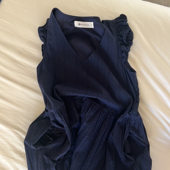 IMPECCABLE PIG NAVY DRESS size small - Picture 4 of 4